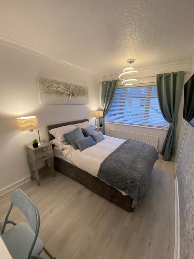New…The Hottub House Blackpool Pleasure Beach Exteriör bild