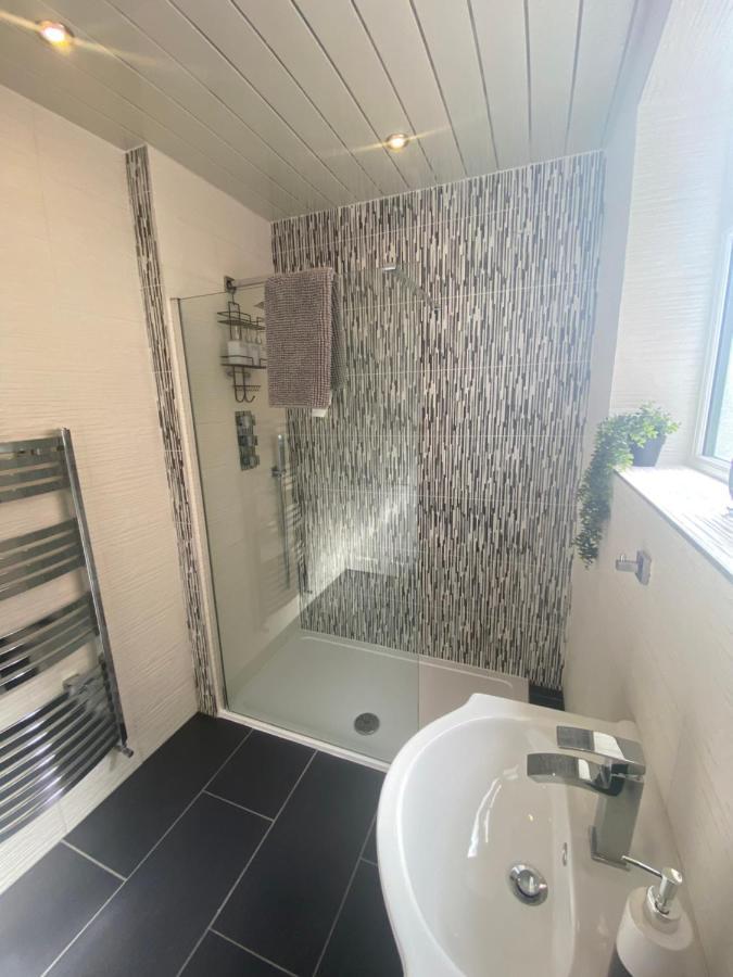 New…The Hottub House Blackpool Pleasure Beach Exteriör bild