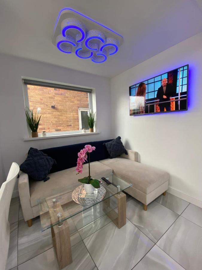New…The Hottub House Blackpool Pleasure Beach Exteriör bild
