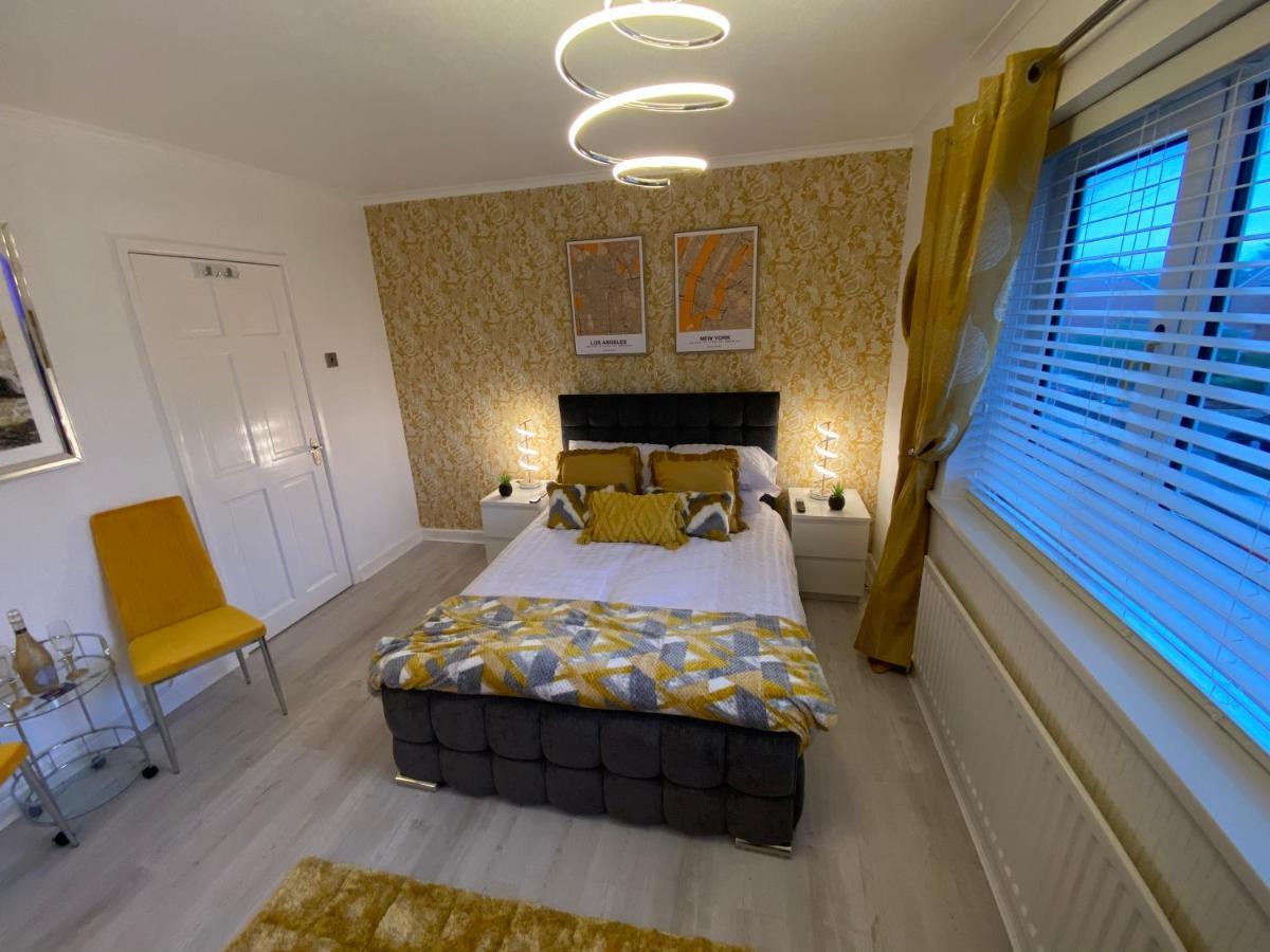 New…The Hottub House Blackpool Pleasure Beach Exteriör bild