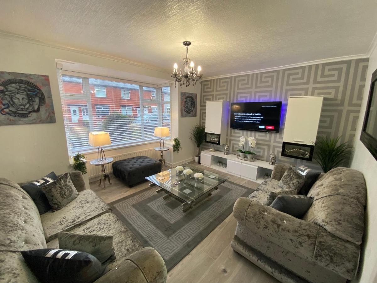 New…The Hottub House Blackpool Pleasure Beach Exteriör bild
