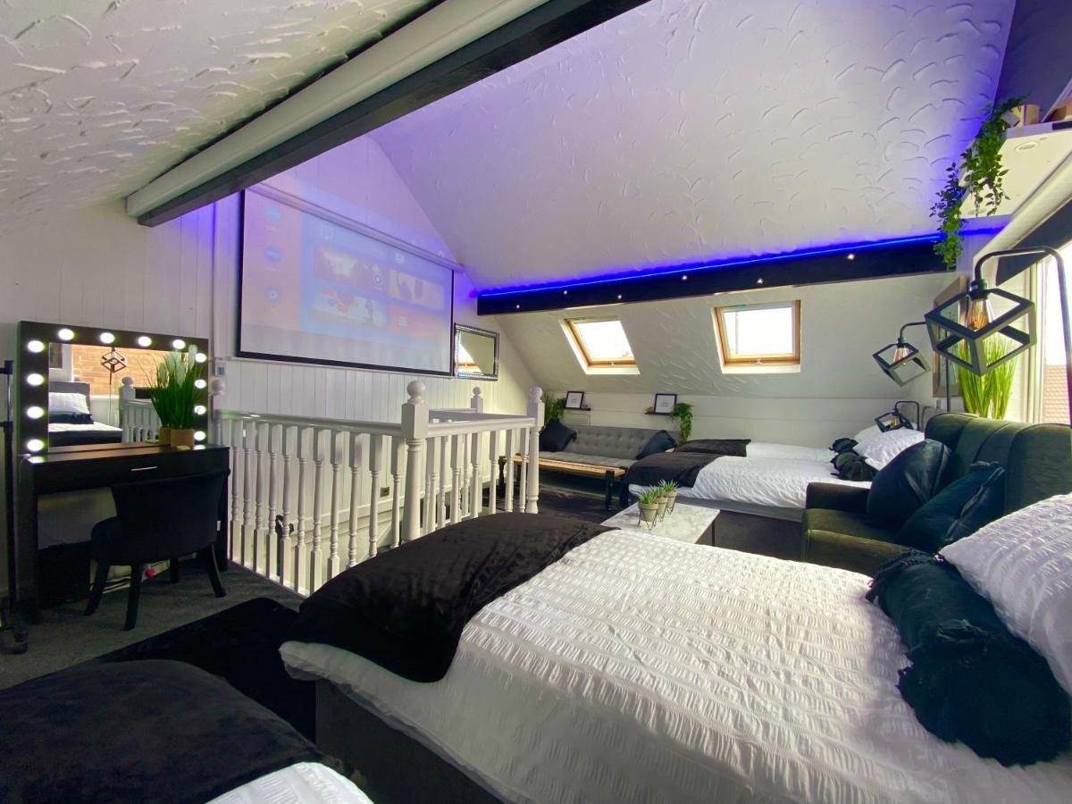 New…The Hottub House Blackpool Pleasure Beach Exteriör bild